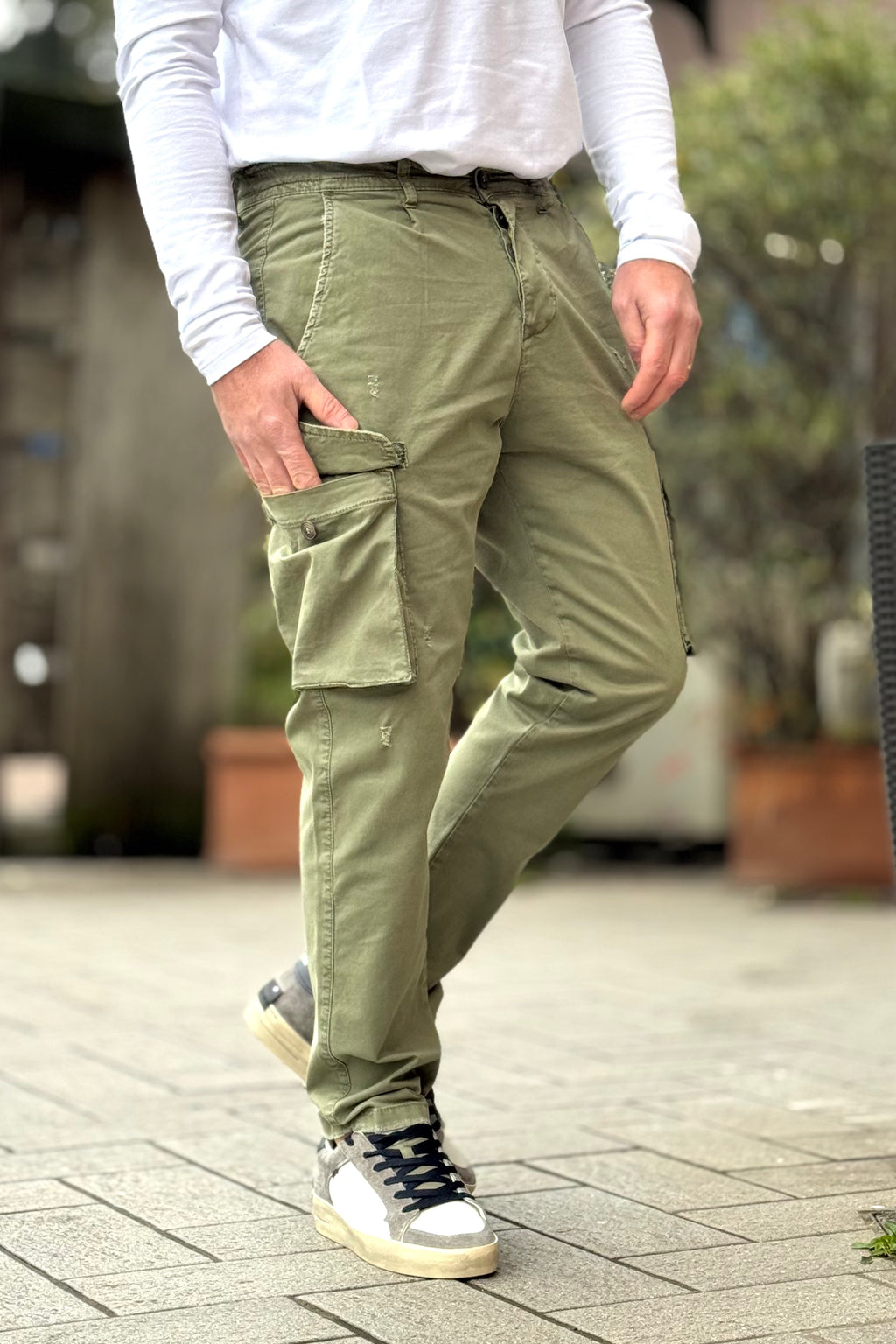 XAGON MAN PANTALONE TASCONATO DISPONIBILE IN 2 COLORI - Mania Fashion Clothing