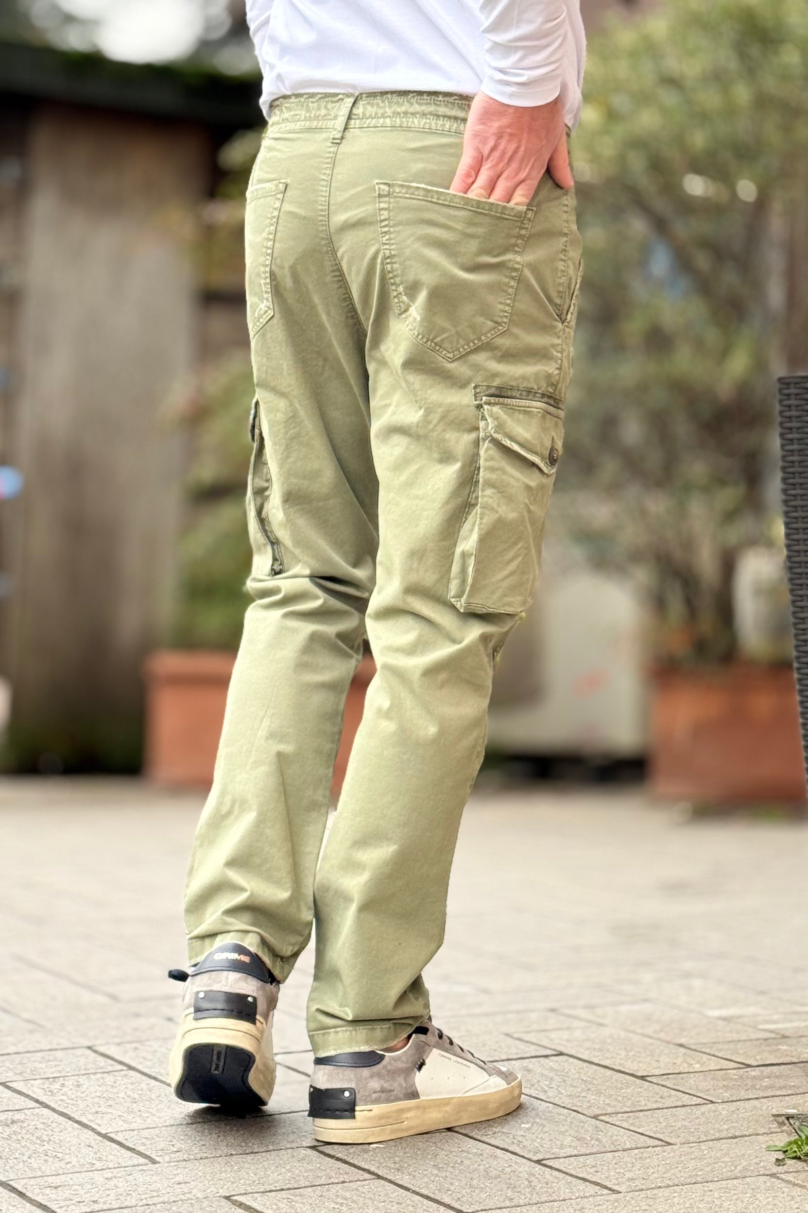 XAGON MAN PANTALONE TASCONATO DISPONIBILE IN 2 COLORI - Mania Fashion Clothing
