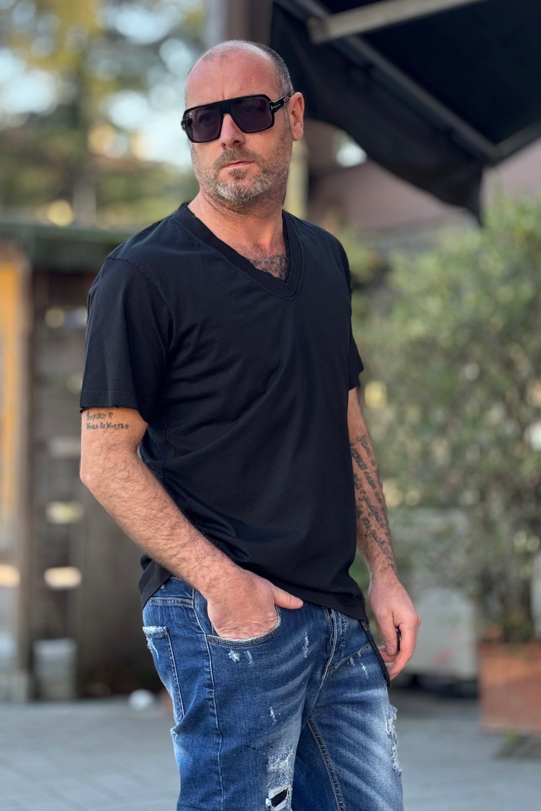 EN AVANCE TSHIRT V-NECK DOPPIO BORDO 4 COLORI