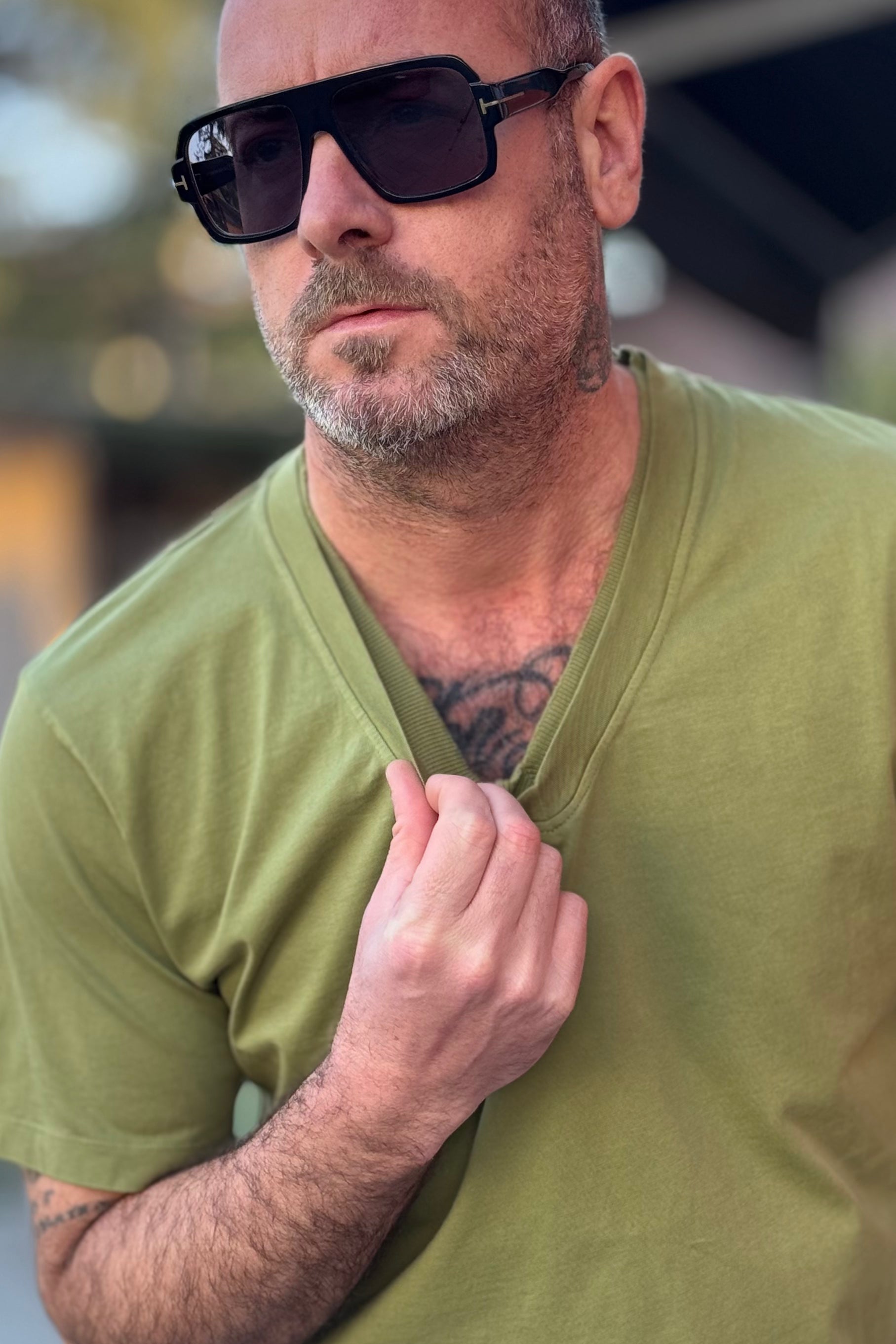 EN AVANCE TSHIRT V-NECK DOPPIO BORDO 4 COLORI