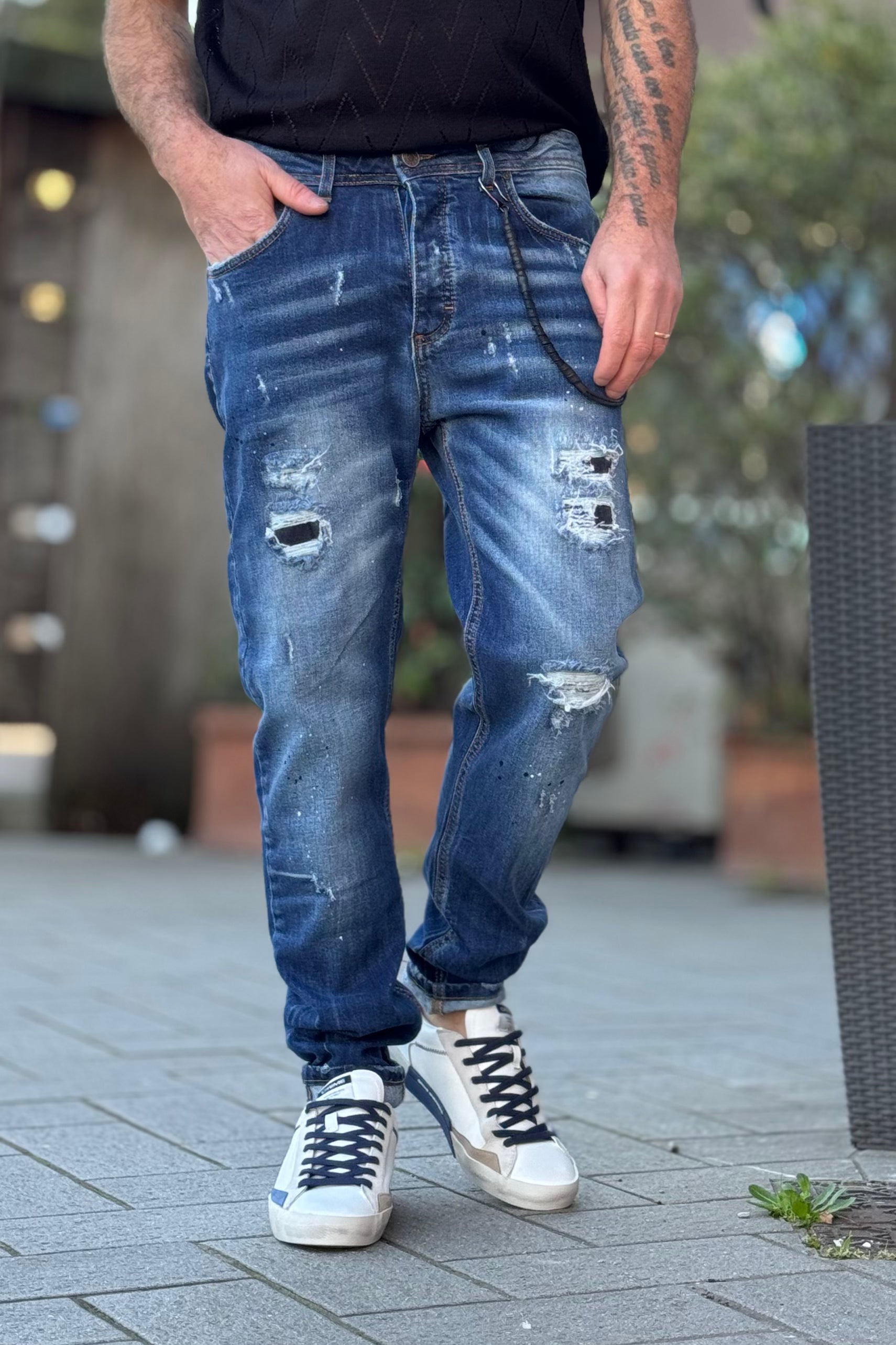 XAGON MAN JEANS SLIM CON ROTTURE E ABRASIONI