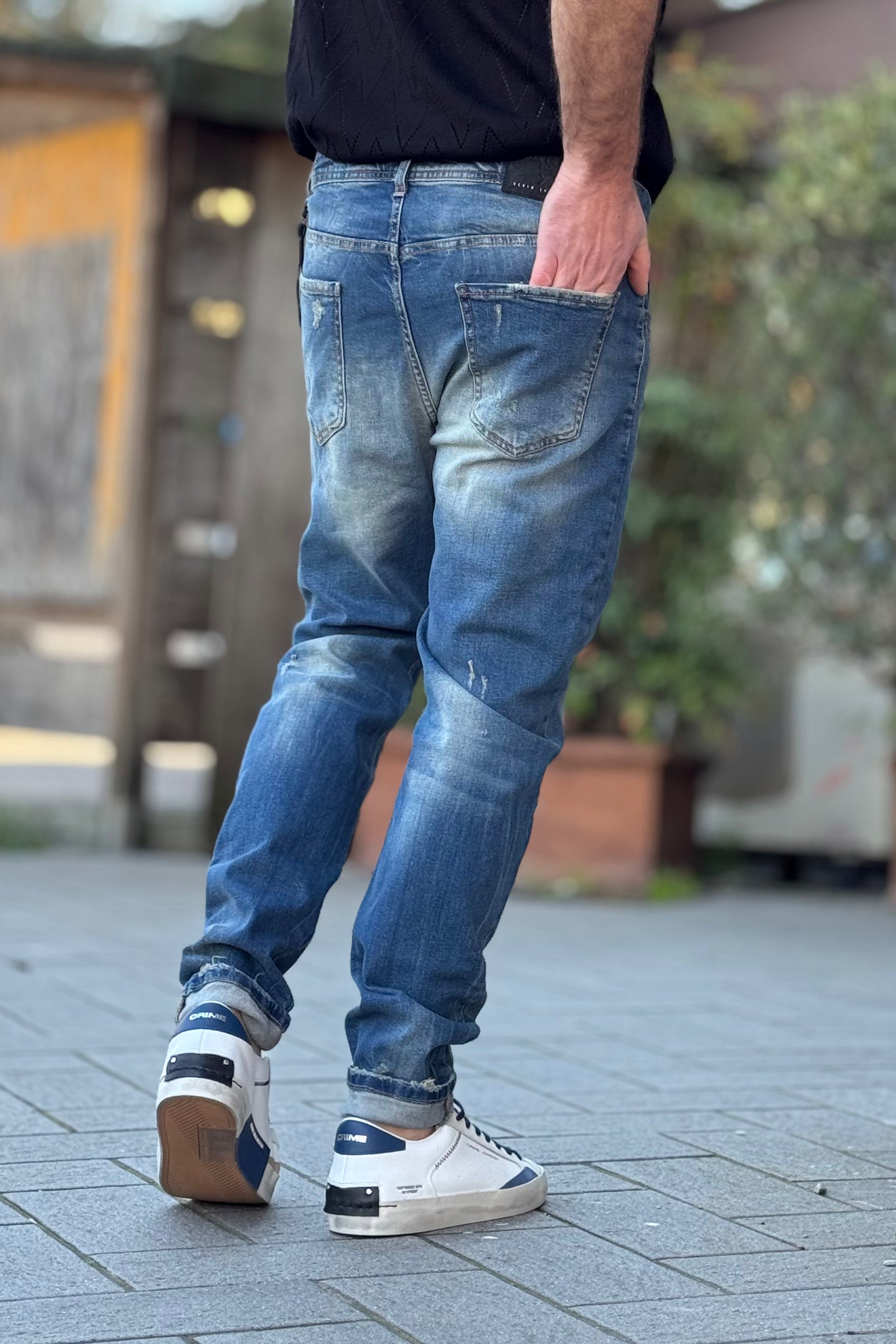 XAGON MAN JEANS SLIM CON ROTTURE E ABRASIONI