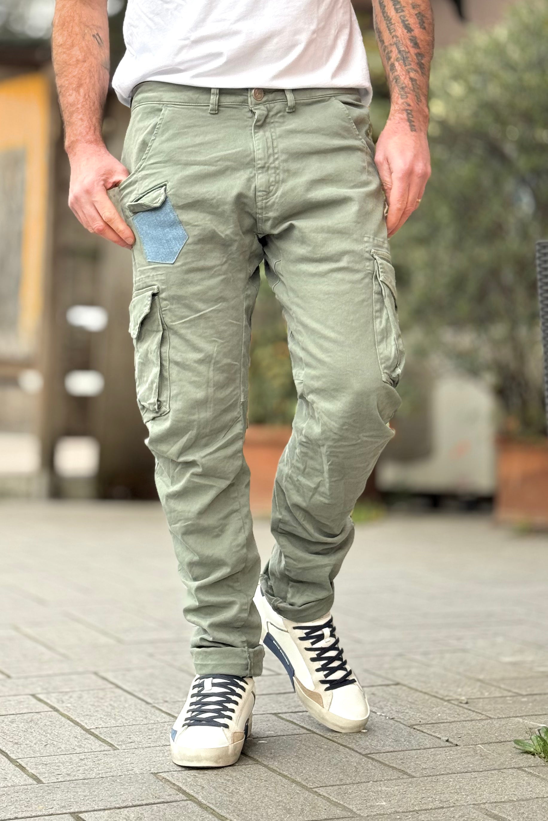 V2 PANTALONE CARGO CON TASCHINO JEANS