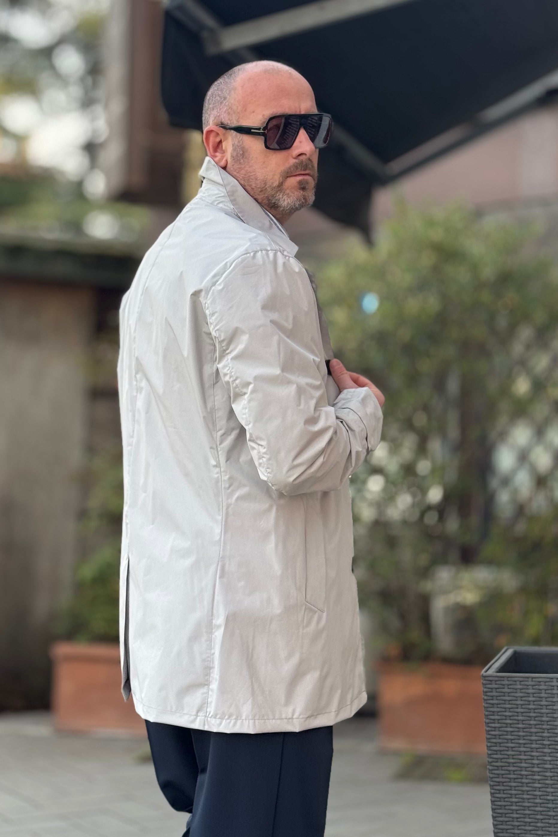 TELAMIRA IMPERMEABILE ULTRA LEGGERO IN TESSUTO TECNICO DISPONIBILE IN 2 COLORI