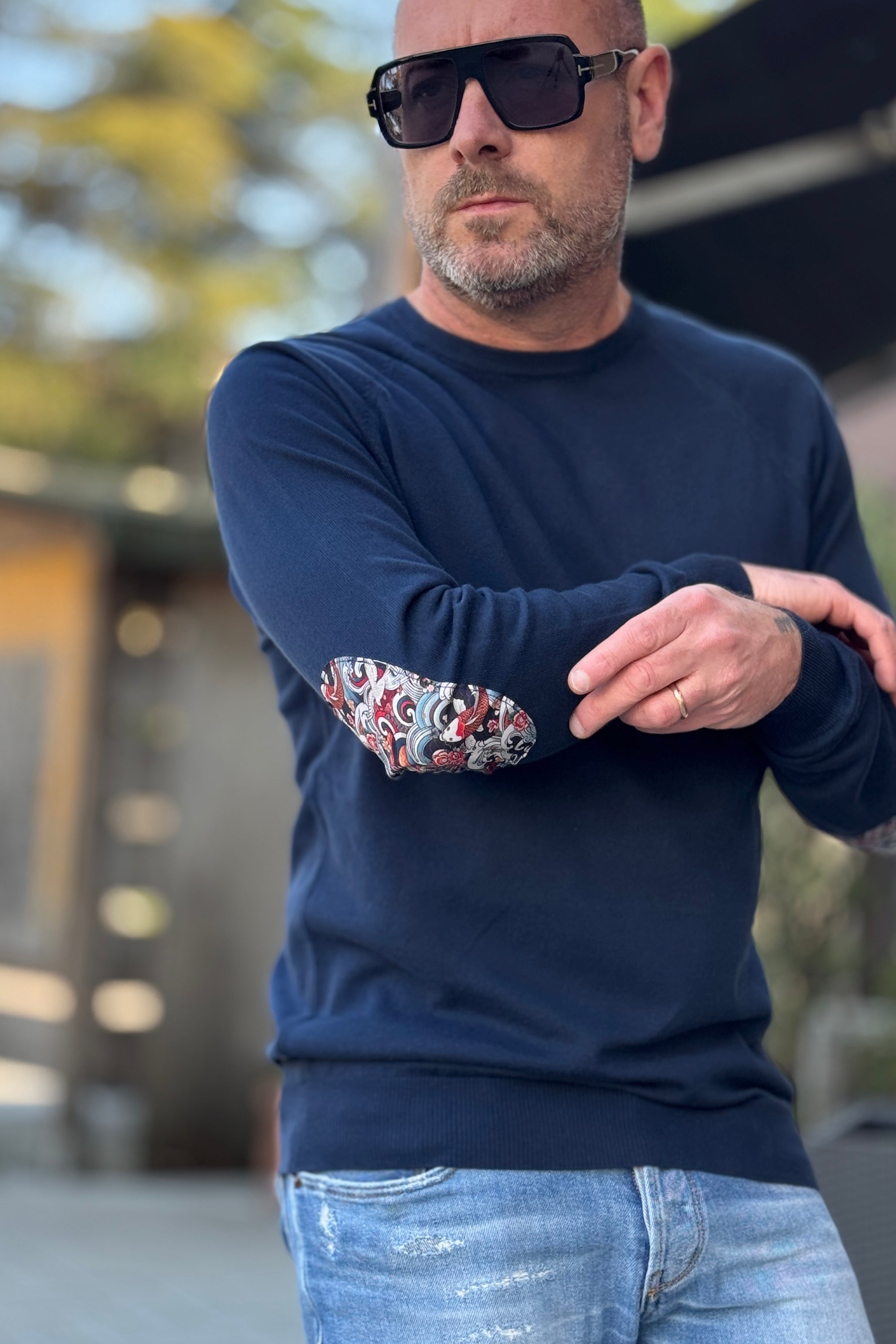 V2 MAGLIA GIROCOLLO CON TOPPE GOMITO 4 COLORI DISPONIBILI