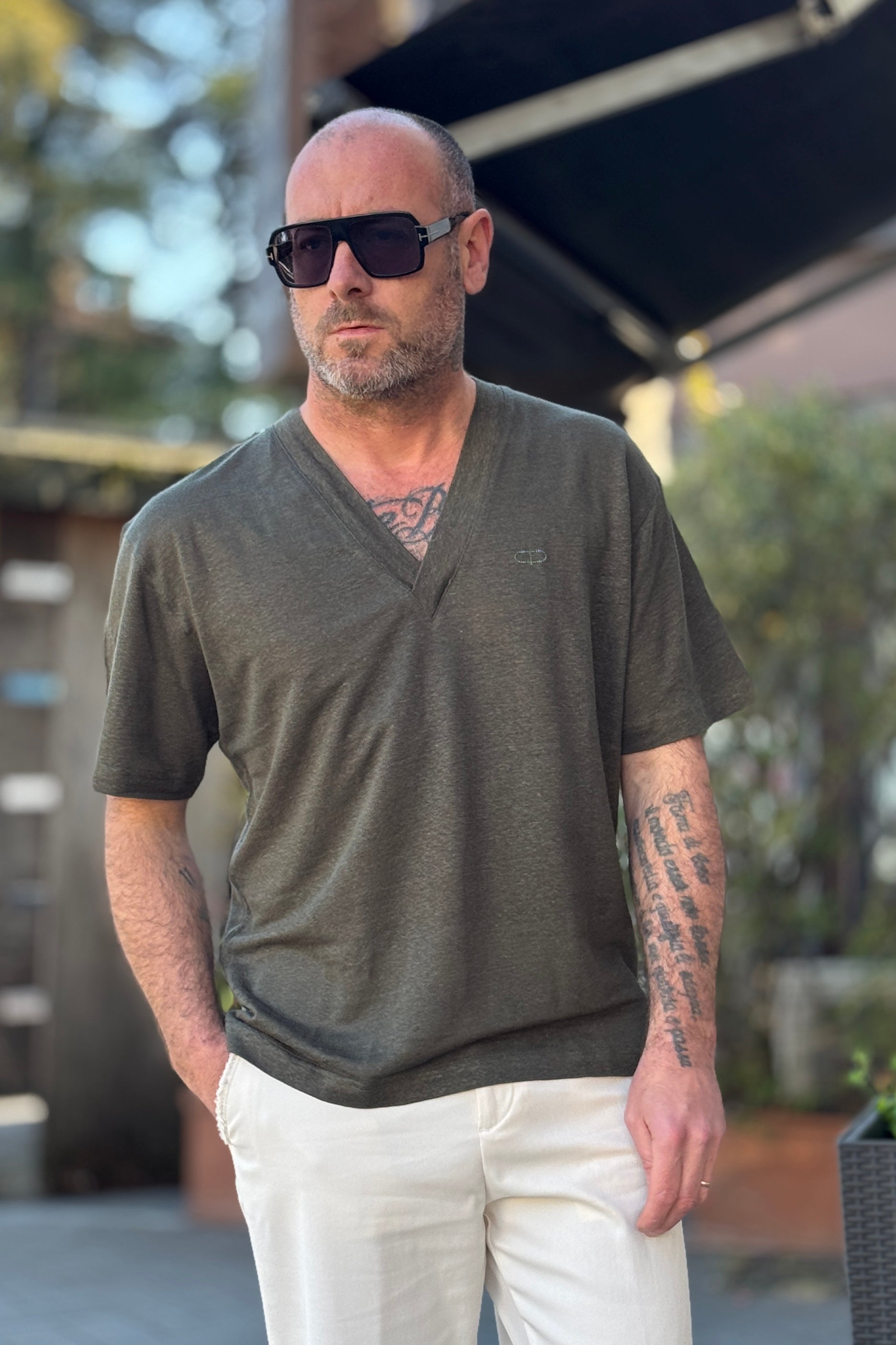 PIGNATELLI LINEA OMNIA TSHIRT V-NECK IN 100% LINO