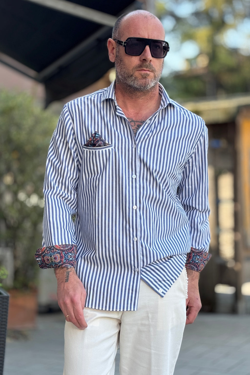V2 Camicia riga con taschino pochette